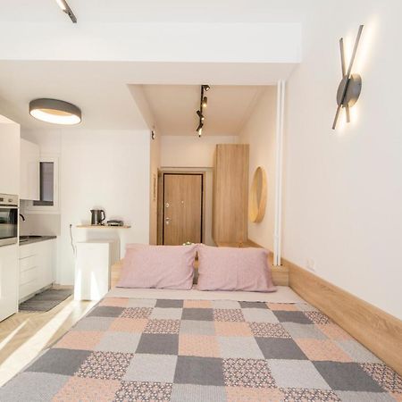 Lovely Studio 1' From Attiki Metro Station Athens Exterior photo